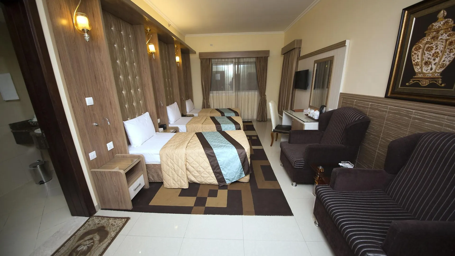 Naif Fort Hotel Dubai