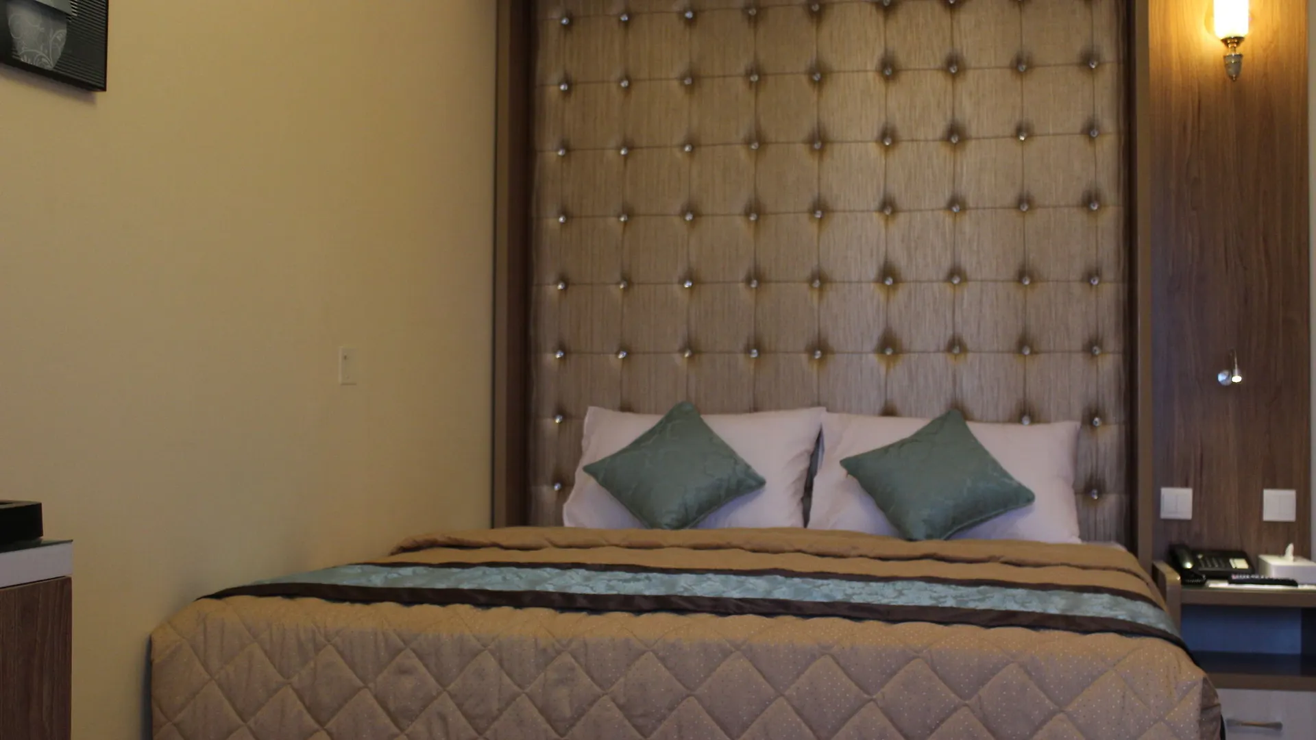 Naif Fort Hotel Dubai